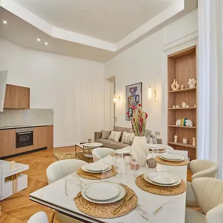 Chic Saint Honore Luxury With Ac Apartment